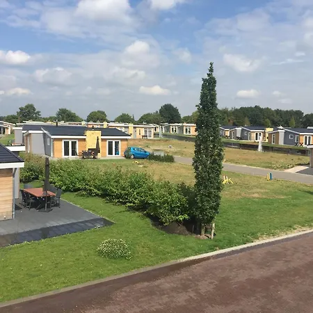 In Maastricht With Terrace Hébergement de vacances *