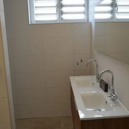 In Maastricht With Terrace بيت للعطل *