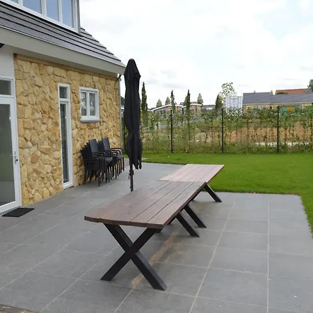 In Maastricht With Terrace بيت للعطل *